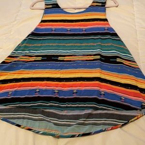 Dakine tank top.  Lovely   XL. Measurements in photos. Please Read description